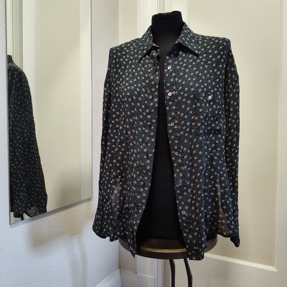 cameo Tops - Cameo high-low floral button up blouse